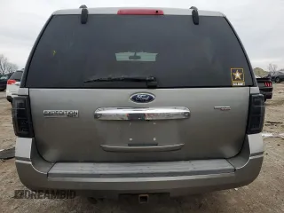 2008 Ford Expedition Limited z VIN 1FMFU20528LA86410, wystawiony jako Copart lot #43945485 z przebiegiem Nie podano mil oraz Szkody całkowita. Historia ofert i sprzedaży dostępna na DreamBid. Obrazek 6.