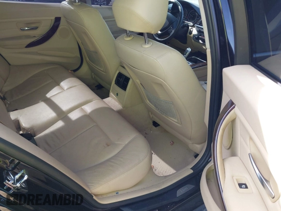 2012 BMW 3 Series 328i with VIN WBA3A5C52CF347326, listed as a IAAI auction lot 41918060 with 91,551 mi miles. Bid and sale history available at carsss.com. Image 8.