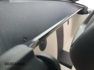 2009 Mercedes-Benz SL 550 с VIN WDBSK71F39F152619, выставлен на аукционе Copart как лот 43771145 с пробегом 106 402 миль миль и Списание • Salvage title. История ставок и продаж доступна на DreamBid. Изображение 10.