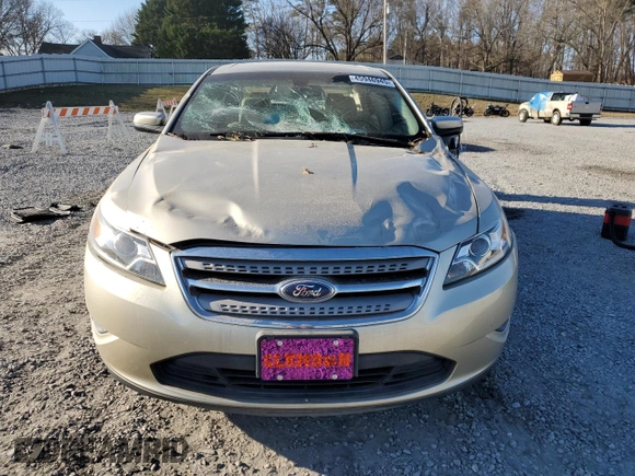 2011 Ford Taurus SEL with VIN 1FAHP2EW6BG183802, listed as a Copart auction lot 45946945 with 39,022 mi miles and Salvage Title. Bid and sale history available at carsss.com. Image 5.