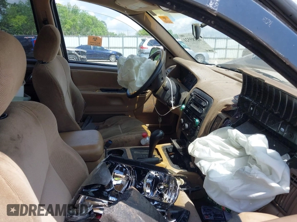 2000 Jeep Grand Cherokee Laredo with VIN 1J4G248SXYC365442, listed as a IAAI auction lot 42285521 with Not provided miles and . Bid and sale history available at DreamBid. Image 5.