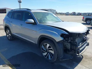2024 Volkswagen Atlas 2.0T SE w/Technology with VIN 1V2HR2CA5RC569705, listed as a IAAI auction lot 41838594 with 27,519 mi miles. Bid and sale history available at carsss.com. Image 19.