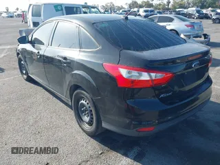 2012 Ford Focus SE with VIN 1FAHP3F26CL236976, listed as a IAAI auction lot 42302561 with 177,476 mi miles and . Bid and sale history available at DreamBid. Image 3.