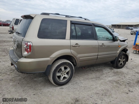 2008 Honda Pilot EX-L with VIN 5FNYF18768B052870, listed as a Copart auction lot 86562544 with 210,243 mi miles and Clean Title. Bid and sale history available at carsss.com. Image 3.