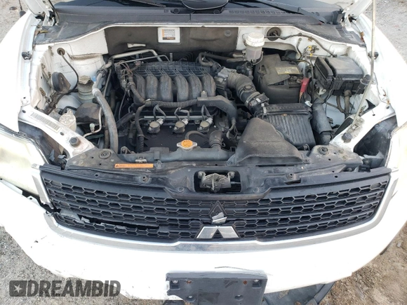 2011 Mitsubishi Endeavor LS with VIN 4A4JN2AS2BE031413, listed as a Copart auction lot 79132294 with 185,151 mi miles and Salvage Title. Bid and sale history available at carsss.com. Image 12.
