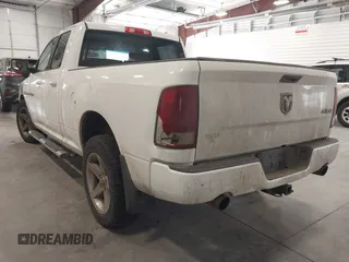 2011 Ram 1500 Big Horn с VIN 1D7RV1GT6BS566403, выставлен на аукционе IAAI как лот 42095160 с пробегом 173 818 миль миль и . История ставок и продаж доступна на DreamBid. Изображение 3.