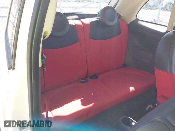 2012 FIAT 500 Pop z VIN 3C3CFFAR3CT343957, wystawiony jako IAAI lot #41898756 z przebiegiem 26 871 mil mil oraz . Historia ofert i sprzedaży dostępna na DreamBid. Obrazek 8.