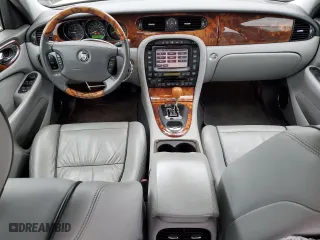 2007 Jaguar XJ with VIN SAJWA71B17SH12746, listed as a Copart auction lot 53844045 with 99,766 mi miles and Salvage Title. Bid and sale history available at carsss.com. Image 8.