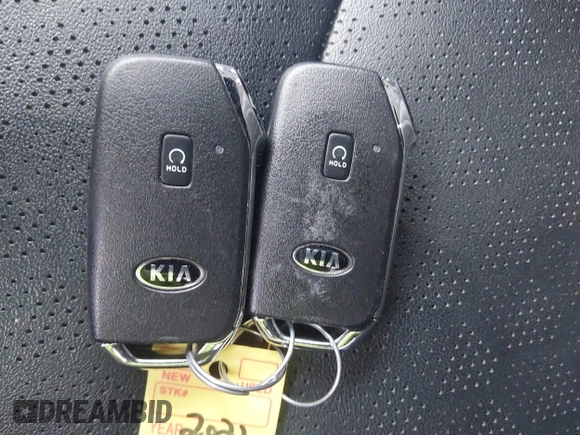 2021 Kia Seltos SX with VIN KNDETCA28M7166732, listed as a IAAI auction lot 41261289 with 35,979 mi miles. Bid and sale history available at carsss.com. Image 11.