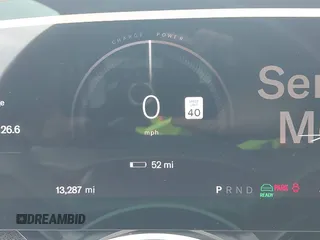 2023 Lucid Air Pure z VIN 50EA1PFA4PA006331, wystawiony jako IAAI lot #42213426 z przebiegiem 13 287 mil mil oraz . Historia ofert i sprzedaży dostępna na DreamBid. Obrazek 17.