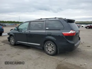 2018 Toyota Sienna XLE Auto Access Seat with VIN 5TDYZ3DC7JS939921, listed as a Copart auction lot 61387455 with 162,349 mi miles and Clean title. Bid and sale history available at DreamBid. Image 2.