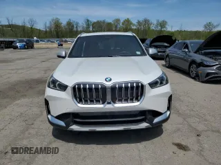 2024 BMW X1 xDrive28i с VIN WBX73EF0XR5Z53148, выставлен на аукционе Copart как лот 55283615 с пробегом 8 907 миль миль и Списание • Salvage title. История ставок и продаж доступна на DreamBid. Изображение 5.