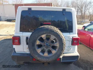 2020 Jeep Wrangler Unlimited North Edition with VIN 1C4HJXEN5LW194815, listed as a IAAI auction lot 41414488 with 38,295 mi miles. Bid and sale history available at carsss.com. Image 17.