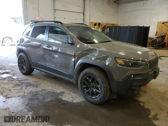 2022 Jeep Cherokee Trailhawk with VIN 1C4PJMBX2ND515868, listed as a Copart auction lot 47689335 with 47,903 mi miles and Salvage Title. Bid and sale history available at carsss.com. Image 4.