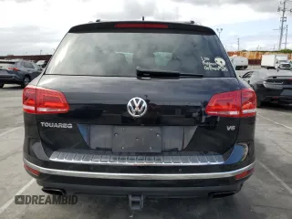 2016 Volkswagen Touareg Sport с VIN WVGEF9BP3GD011138, выставлен на аукционе Copart как лот 53557195 с пробегом 75 825 миль миль и Списание • Salvage title. История ставок и продаж доступна на DreamBid. Изображение 6.