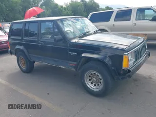 1996 Jeep Cherokee with VIN 1J4FN68S0TL183160, listed as a IAAI auction lot 42632999 with 270,668 mi miles and . Bid and sale history available at DreamBid. Image 1.