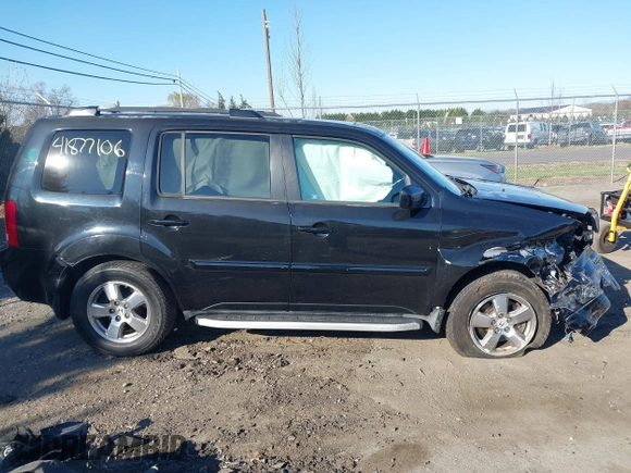 2011 Honda Pilot EX-L with VIN 5FNYF4H51BB023347, listed as a IAAI auction lot 41877106 with 167,039 mi miles. Bid and sale history available at carsss.com. Image 14.