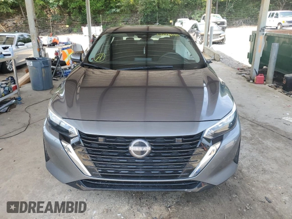 2024 Nissan Sentra S with VIN 3N1AB8BV8RY207327, listed as a Copart auction lot 62074185 with 25,782 mi miles and Salvage title. Bid and sale history available at DreamBid. Image 5.