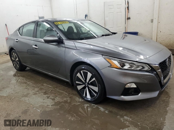 2019 Nissan Altima SV z VIN 1N4BL4DW9KN301934, wystawiony jako Copart lot #59717785 z przebiegiem 162 905 mil mil oraz Szkoda całkowita • Salvage title. Historia ofert i sprzedaży dostępna na DreamBid. Obrazek 4.
