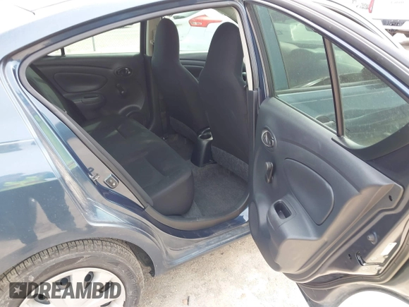2015 Nissan Versa SV with VIN 3N1CN7AP3FL853347, listed as a IAAI auction lot 41741056 with 100,353 mi miles. Bid and sale history available at carsss.com. Image 8.