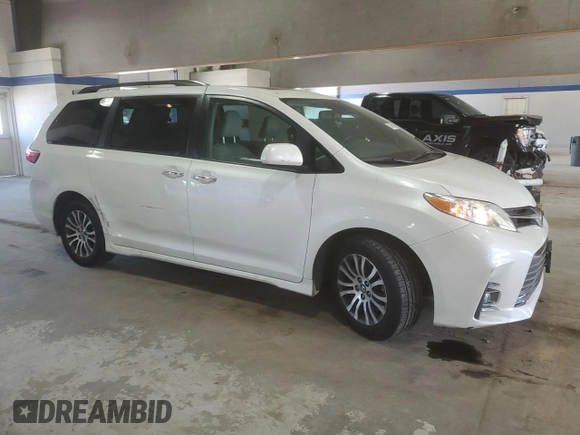 2018 Toyota Sienna XLE Auto Access Seat with VIN 5TDYZ3DC3JS933081, listed as a Copart auction lot 57483265 with 50,764 mi miles and Salvage title. Bid and sale history available at DreamBid. Image 4.