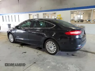 2016 Ford Fusion SE Hybrid with VIN 3FA6P0LU6GR102875, listed as a Copart auction lot 49179435 with 140,538 mi miles and Salvage Title. Bid and sale history available at carsss.com. Image 2.