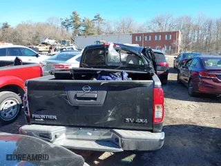 2016 Nissan Frontier SV with VIN 1N6AD0FV5GN742335, listed as a IAAI auction lot 41411366 with 147,727 mi miles. Bid and sale history available at carsss.com. Image 16.