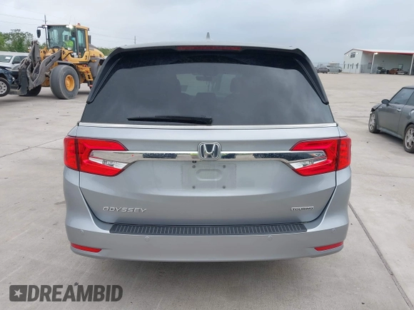 2019 Honda Odyssey Touring with VIN 5FNRL6H89KB045003, listed as a IAAI auction lot 41965310 with 69,043 mi miles. Bid and sale history available at carsss.com. Image 16.