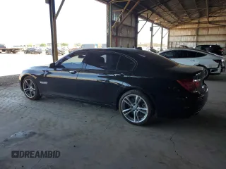 2014 BMW 7 Series ALPINA B7 z VIN WBAYE8C54ED136428, wystawiony jako Copart lot #61866855 z przebiegiem 126 118 mil mil oraz Szkoda całkowita • Salvage title. Historia ofert i sprzedaży dostępna na DreamBid. Obrazek 2.