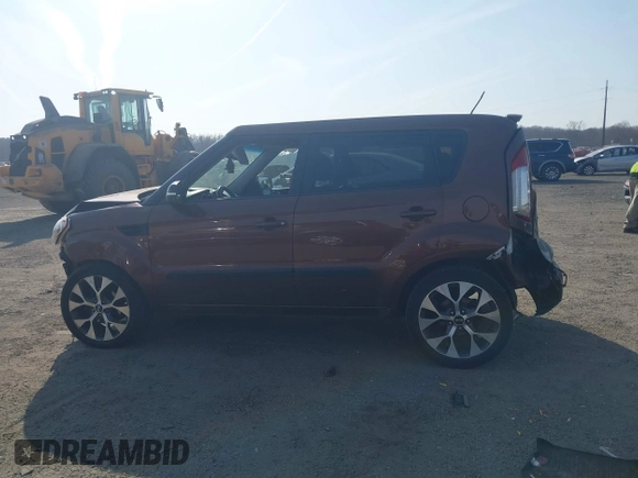 2012 Kia Soul + with VIN KNDJT2A6XC7422394, listed as a IAAI auction lot 41806315 with 165,268 mi miles. Bid and sale history available at carsss.com. Image 14.