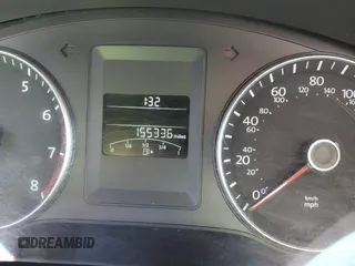 2014 Volkswagen Jetta Sedan SE w/Connectivity with VIN 3VWD07AJ3EM403876, listed as a IAAI auction lot 41209426 with 155,336 mi miles. Bid and sale history available at carsss.com. Image 7.