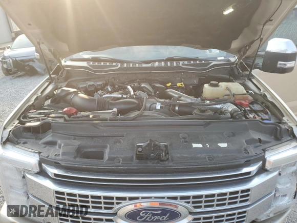 2017 Ford F-250 Lariat with VIN 1FT7W2BT0HEE63562, listed as a Copart auction lot 60880545 with 122,996 mi miles and Salvage title. Bid and sale history available at DreamBid. Image 11.