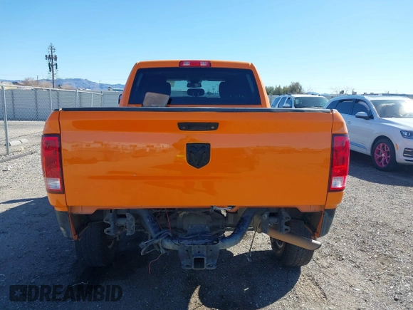 2014 Ram 2500 Tradesman z VIN 3C6TR5CTXEG235098, wystawiony jako IAAI lot #41831596 z przebiegiem 97 540 mil mil oraz . Historia ofert i sprzedaży dostępna na DreamBid. Obrazek 17.