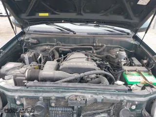 2001 Toyota Sequoia Limited with VIN 5TDBT48A61S040585, listed as a IAAI auction lot 42082703 with 263,203 mi miles. Bid and sale history available at carsss.com. Image 10.