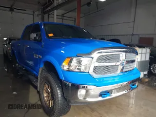 2018 Ram 1500 Big Horn z VIN 1C6RR7LTXJS175722, wystawiony jako IAAI lot #41265014 z przebiegiem 71 250 mil mil oraz . Historia ofert i sprzedaży dostępna na DreamBid. Obrazek 1.