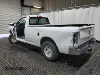 2023 Ram 1500 Tradesman z VIN 3C6JR6DG0PG550543, wystawiony jako Copart lot #60315315 z przebiegiem 5 519 mil mil oraz Szkoda całkowita • Salvage title. Historia ofert i sprzedaży dostępna na DreamBid. Obrazek 2.
