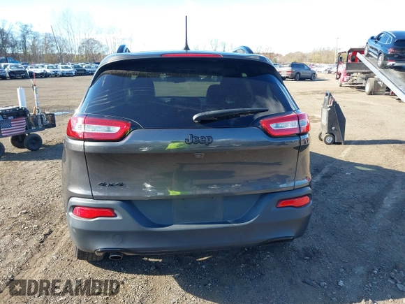2017 Jeep Cherokee Limited с VIN 1C4PJMDB1HW524720, выставлен на аукционе IAAI как лот 40827046 с пробегом 72 559 миль миль и . История ставок и продаж доступна на DreamBid. Изображение 16.
