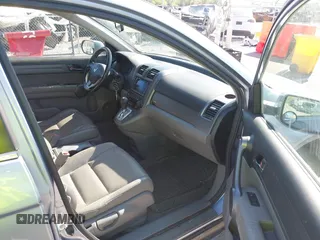2008 Honda CR-V EX-L with VIN JHLRE487X8C030170, listed as a IAAI auction lot 42058336 with 213,798 mi miles. Bid and sale history available at carsss.com. Image 5.