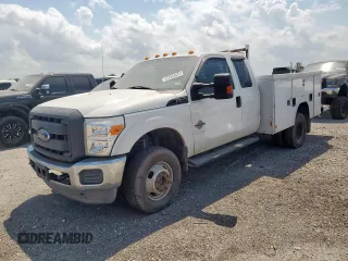 2013 Ford F-350 XL z VIN 1FD8X3HT8DEA92851, wystawiony jako Copart lot #54334765 z przebiegiem 293 897 mil mil oraz Tytuł czysty. Historia ofert i sprzedaży dostępna na DreamBid. Obrazek 1.
