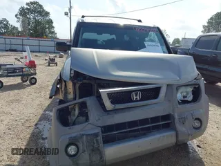 2003 Honda Element EX with VIN 5J6YH285X3L005128, listed as a IAAI auction lot 41929702 with 204,408 mi miles and . Bid and sale history available at DreamBid. Image 13.