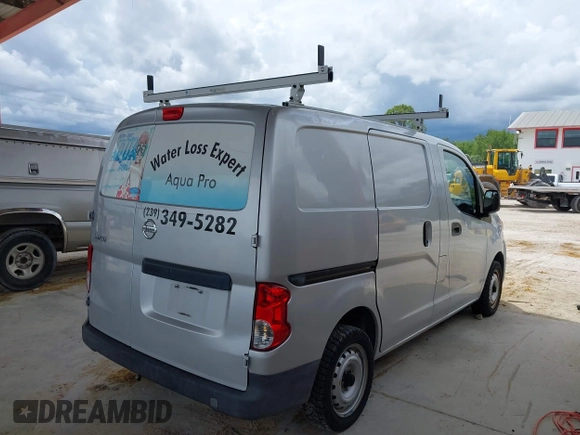 2013 Nissan NV200 SV with VIN 3N6CM0KN1DK692341, listed as a IAAI auction lot 42425875 with 100,986 mi miles and . Bid and sale history available at DreamBid. Image 4.