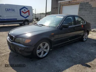 2005 BMW 3 Series 330i with VIN WBAEV53455KM42476, listed as a Copart auction lot 68760164 with 185,678 mi miles and Clean Title. Bid and sale history available at carsss.com. Image 1.