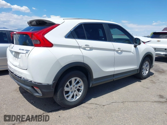 2019 Mitsubishi Eclipse Cross ES z VIN JA4AS3AA9KZ014205, wystawiony jako IAAI lot #42408043 z przebiegiem 107 639 mil mil oraz . Historia ofert i sprzedaży dostępna na DreamBid. Obrazek 4.