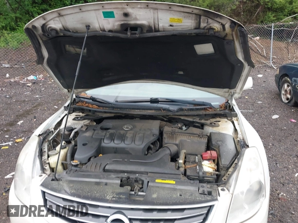 2011 Nissan Altima S with VIN 1N4AL2AP5BN400974, listed as a IAAI auction lot 42206277 with 207,950 mi miles and . Bid and sale history available at DreamBid. Image 10.