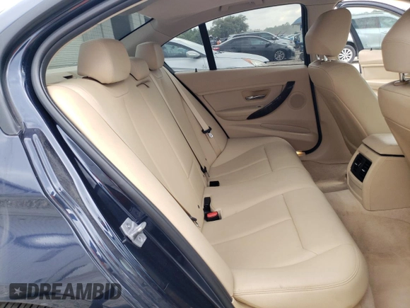 2015 BMW 3 Series 320i with VIN WBA3B1C53FP831770, listed as a Copart auction lot 59603155 with 33,541 mi miles and Non repairable. Bid and sale history available at DreamBid. Image 10.