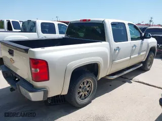 2012 Chevrolet Silverado 1500 LT with VIN 3GCPKSE73CG146306, listed as a IAAI auction lot 41997096 with 180,272 mi miles. Bid and sale history available at carsss.com. Image 4.