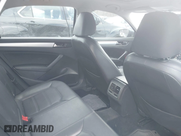 2013 Volkswagen Passat SE с VIN 1VWBP7A35DC022003, выставлен на аукционе IAAI как лот 41960412 с пробегом 243 985 миль миль и . История ставок и продаж доступна на DreamBid. Изображение 8.