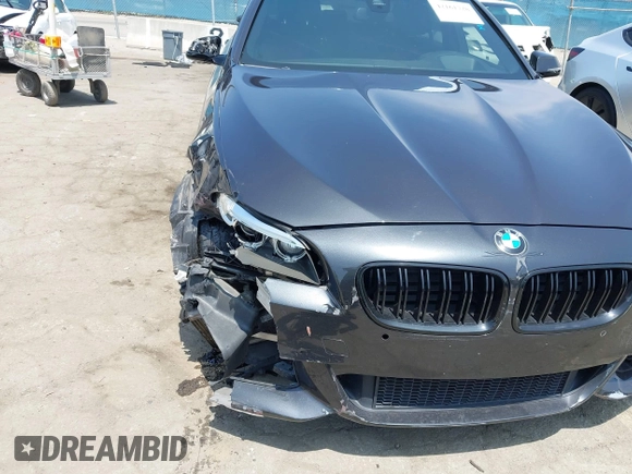 2014 BMW 5 Series 550i z VIN WBAKN9C57ED681969, wystawiony jako IAAI lot #42161728 z przebiegiem 88 077 mil mil oraz . Historia ofert i sprzedaży dostępna na DreamBid. Obrazek 6.
