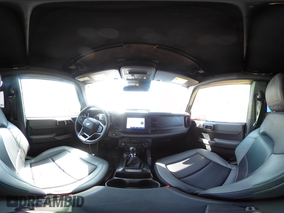 2022 Ford Bronco с VIN 1FMDE5BH3NLA79314, выставлен на аукционе IAAI как лот 42003550 с пробегом 15 303 миль миль и . История ставок и продаж доступна на DreamBid. Изображение 19.