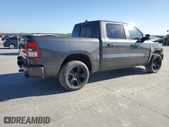 2020 Ram 1500 Big Horn z VIN 1C6SRFFT7LN162323, wystawiony jako Copart lot #85539604 z przebiegiem 25 268 mil mil oraz Szkoda całkowita • Salvage title. Historia ofert i sprzedaży dostępna na DreamBid. Obrazek 3.